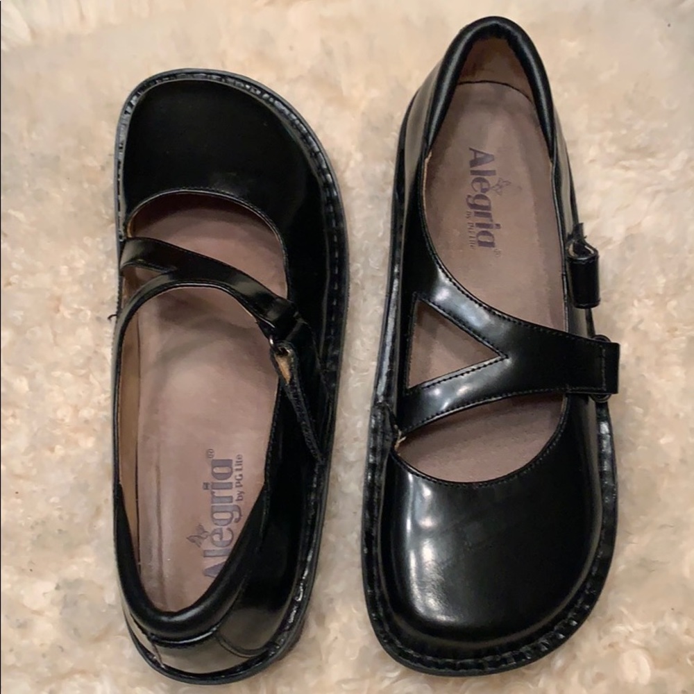 Alegria  black leather Mary Janes size 10